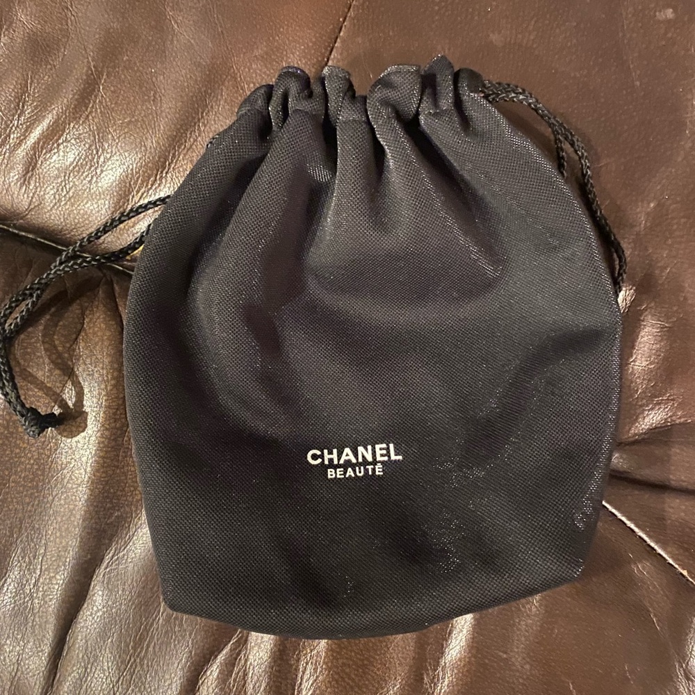 CHANEL Black Cosmetics/Make Up Bag